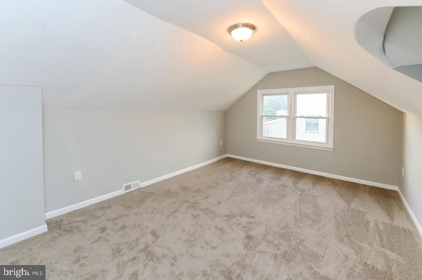112 Upland Road Brookhaven, PA 19015 - Photo 12 of 19