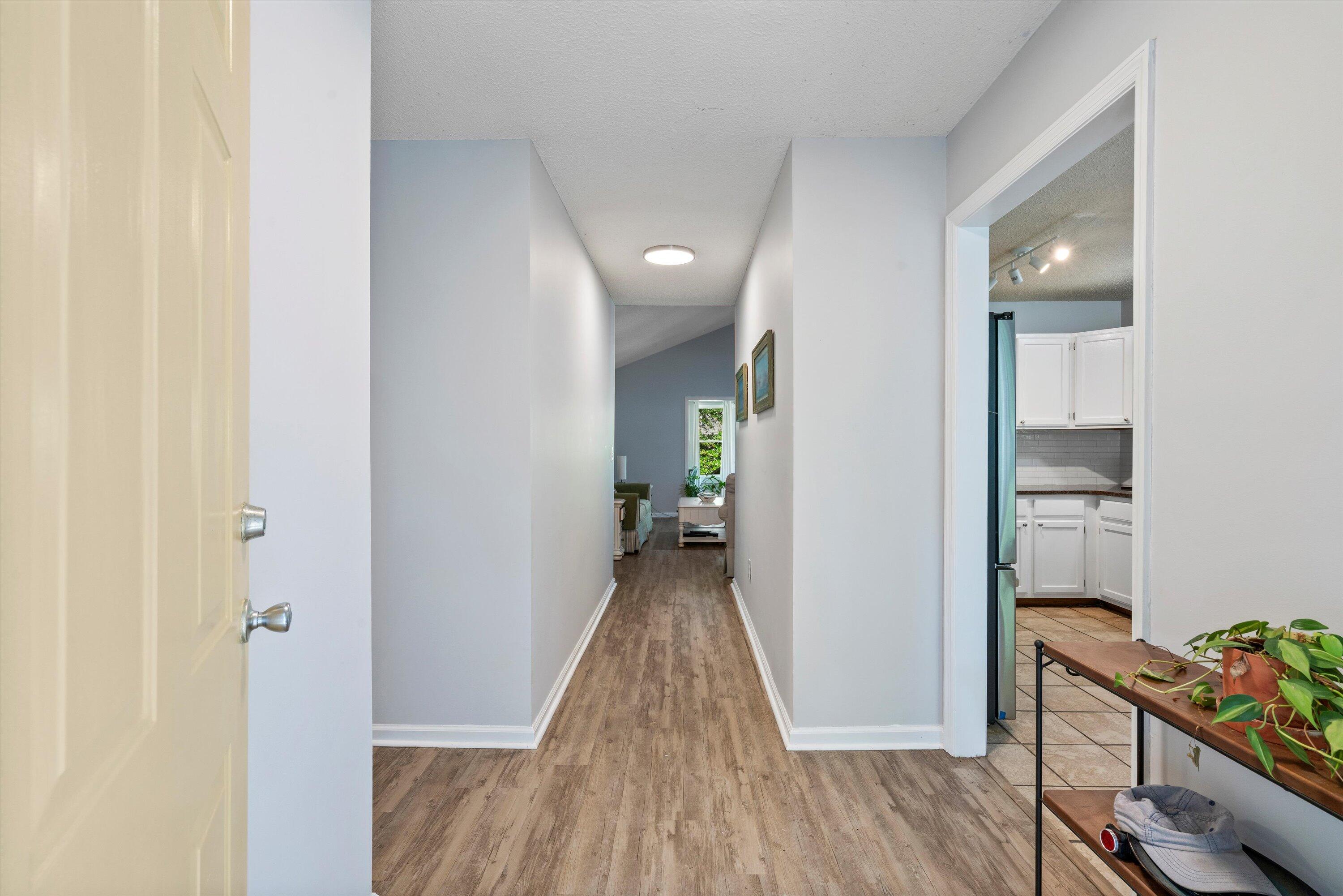 1227 Ocean View Road Charleston, SC 29412 - Photo 6 of 32