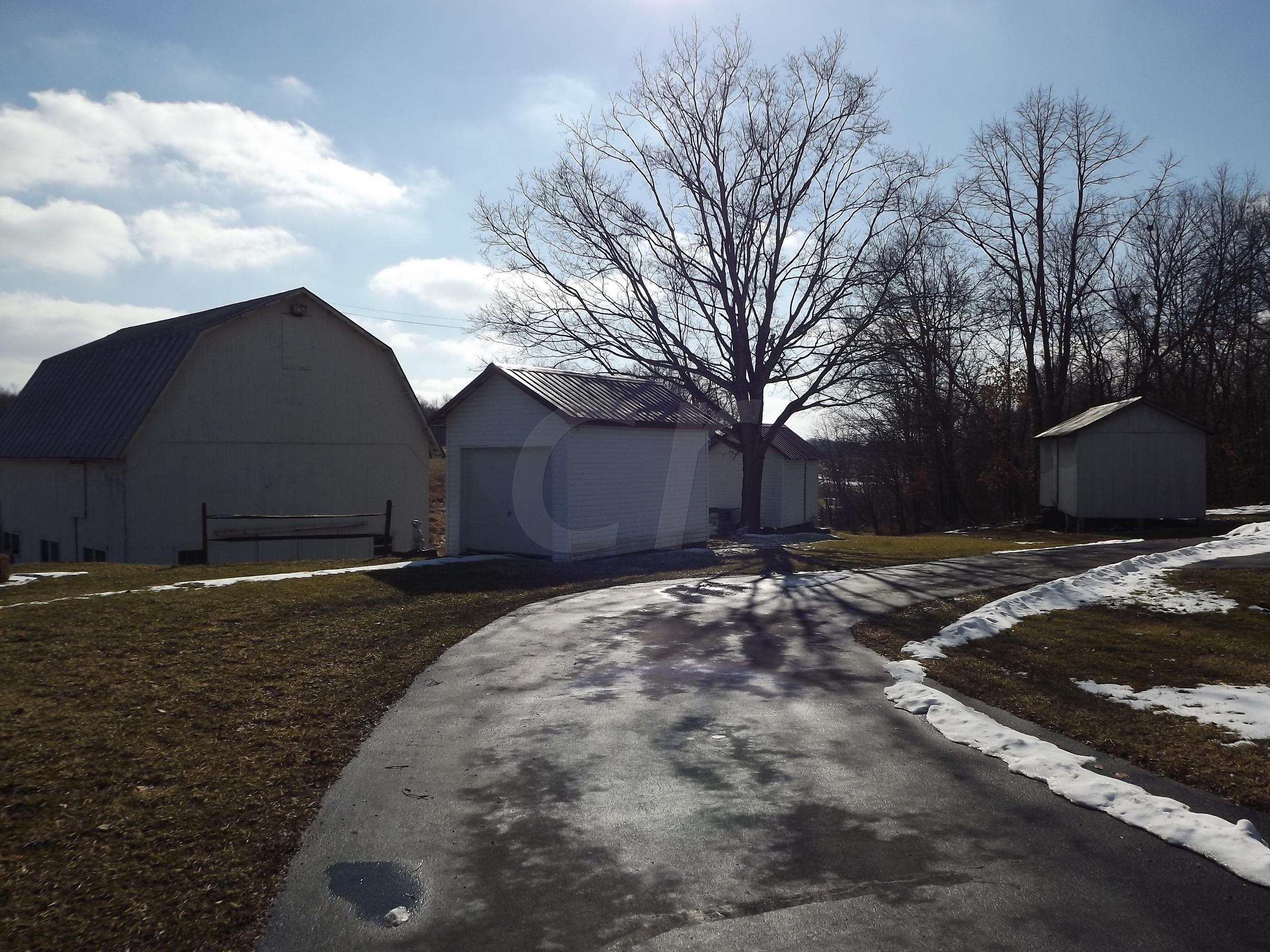 7985 Lancaster-Circleville Road Southwest Lancaster, OH 43130 - Photo 46 of 61