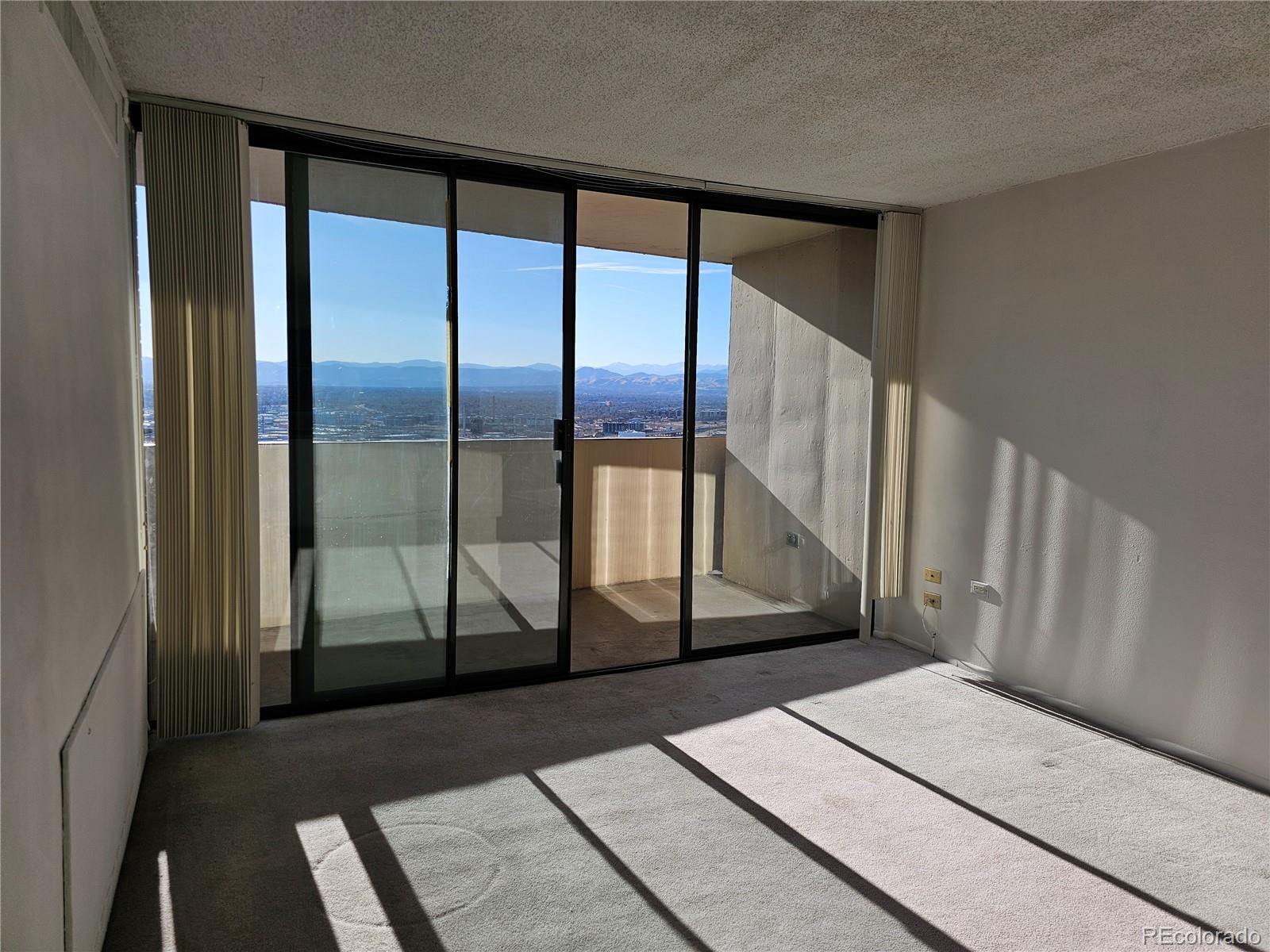 1020 15th Street, Unit 33B Denver, CO 80202 - Photo 19 of 48 a view of an entryway