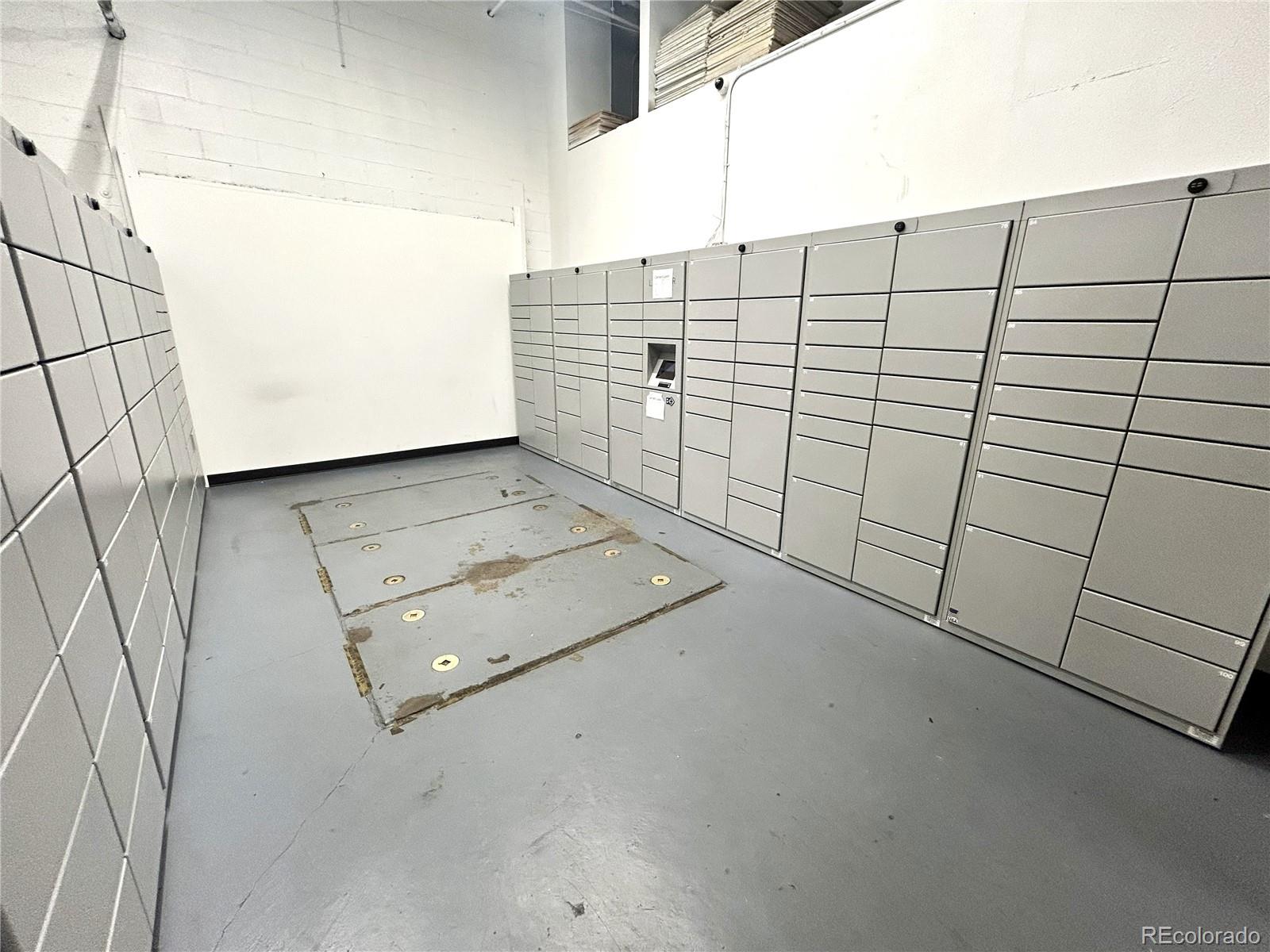 1020 15th Street, Unit 33B Denver, CO 80202 - Photo 44 of 48 a view of roof