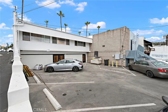 a car parked in front of a building