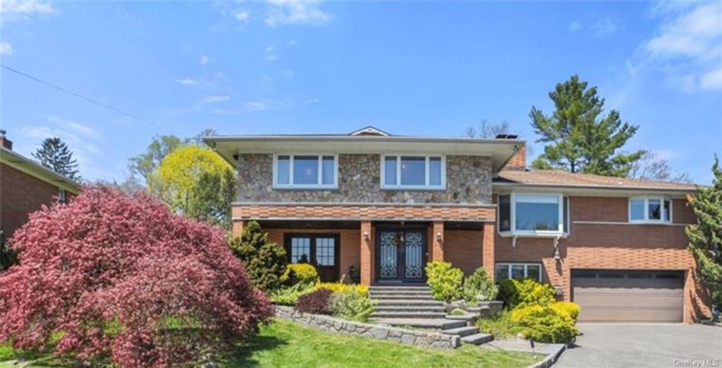 17 Hubbard Circle, Bronxville, NY 10708 Compass