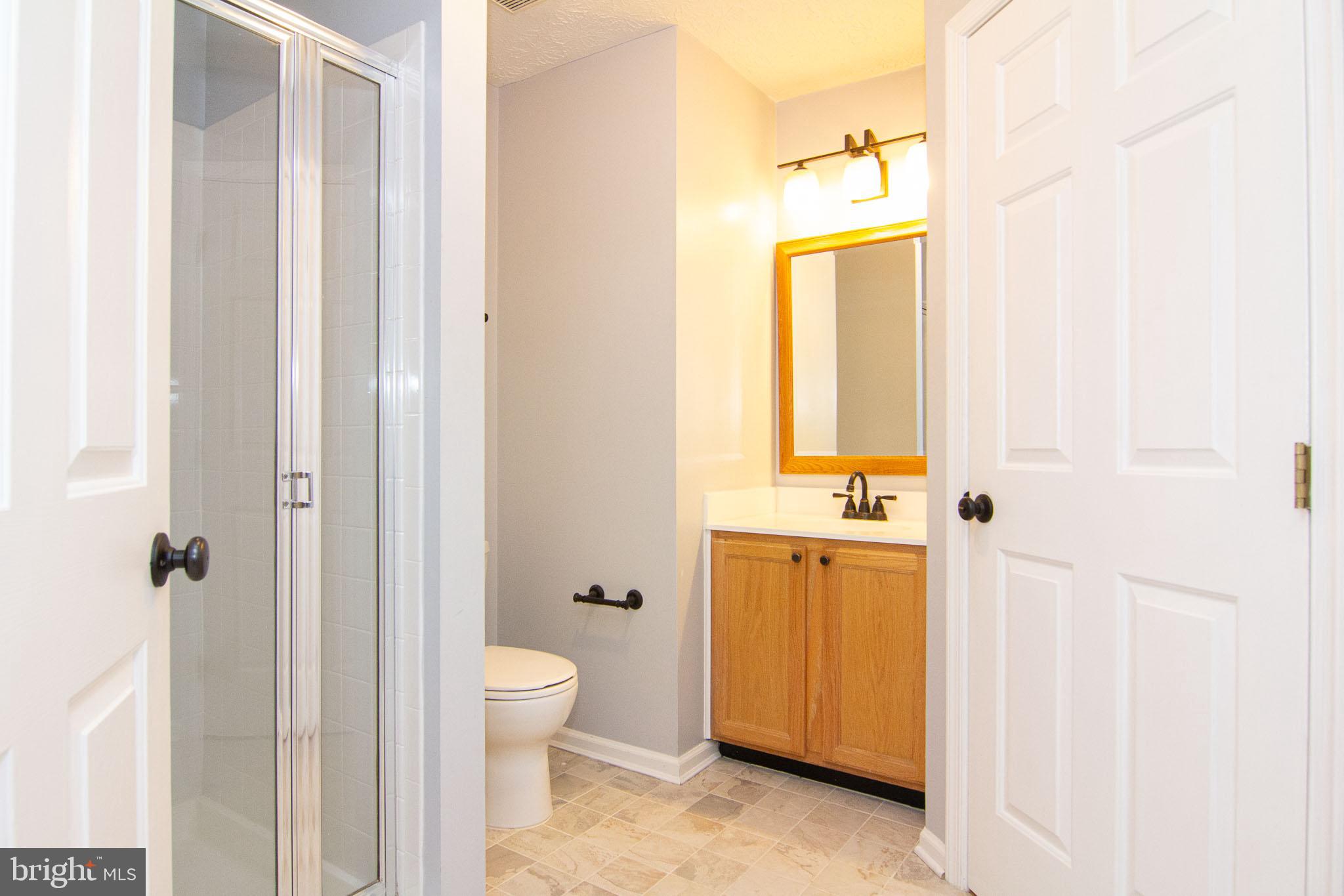 4823 Shellbark Road, Unit 4823 Owings Mills, MD 21117 - Photo 29 of 31 Bedroom #2 bath