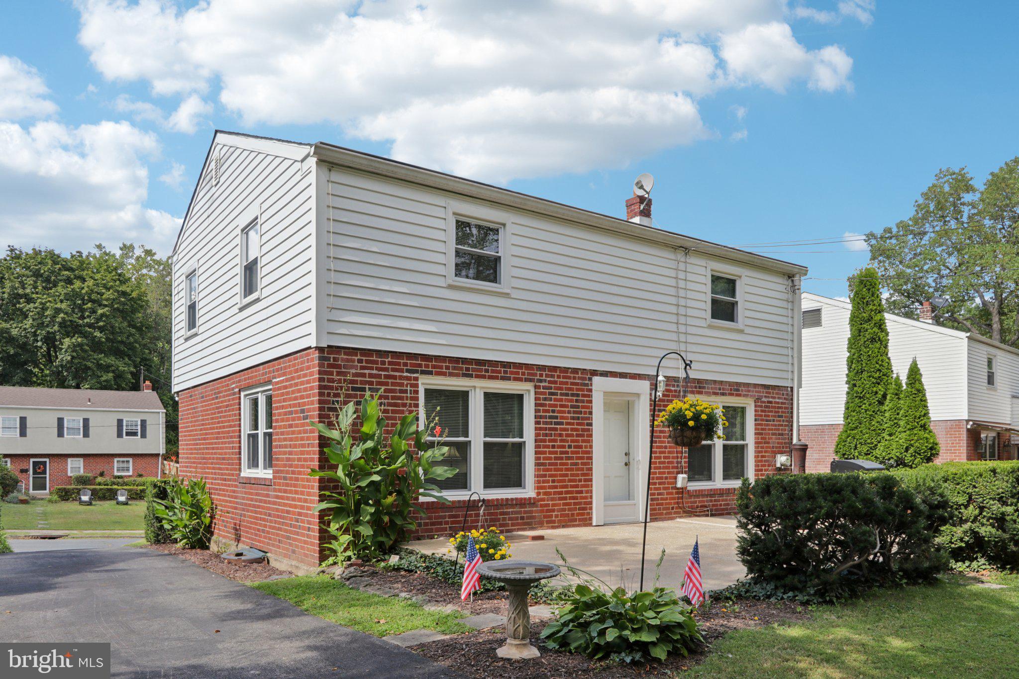 910 Glenroy Road Philadelphia, PA 19128 - Photo 26 of 31