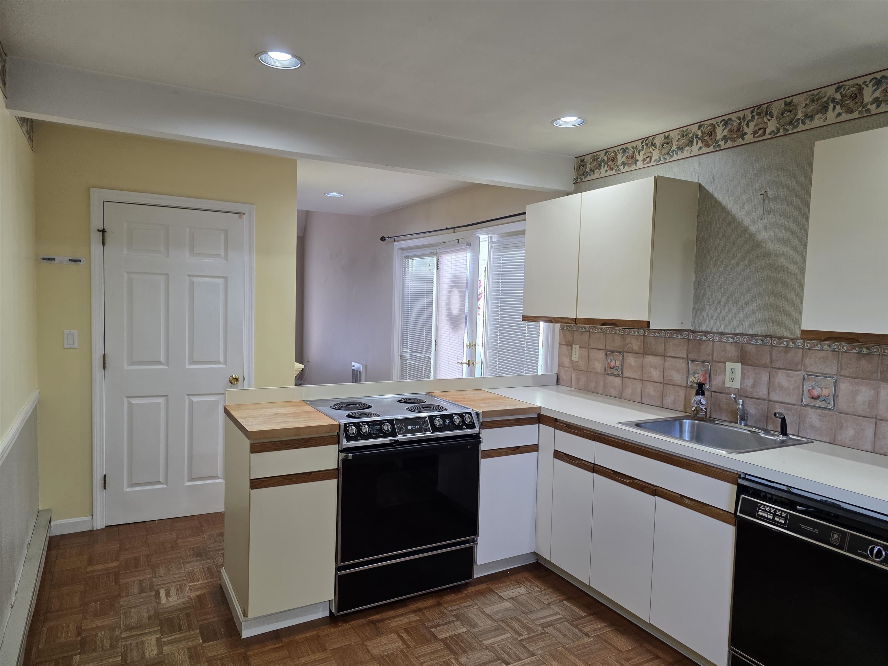 621 Bishop Road, Unit 8 Lisbon, NH 03585 - Photo 3 of 23 Gallery Image 3