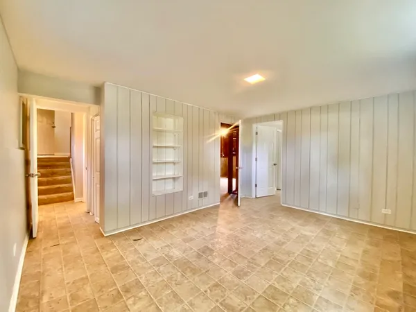 $179,000 | 332 Gentry Street, Park Forest, IL 60466