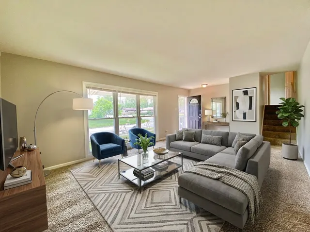 $185,000 | 332 Gentry Street, Park Forest, IL 60466