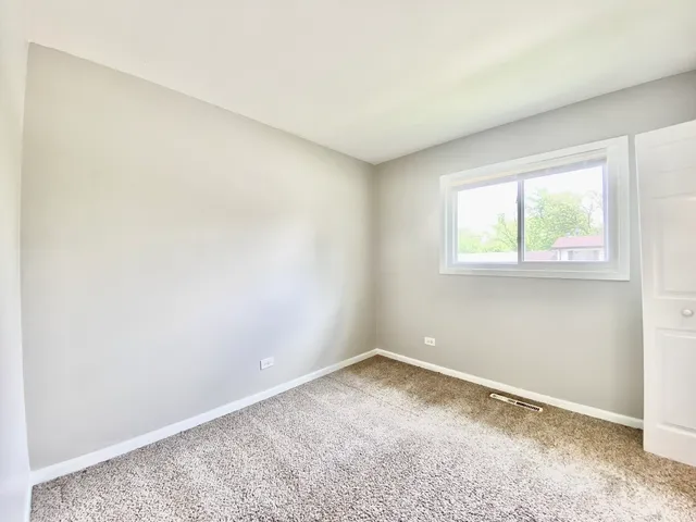 $185,000 | 332 Gentry Street, Park Forest, IL 60466