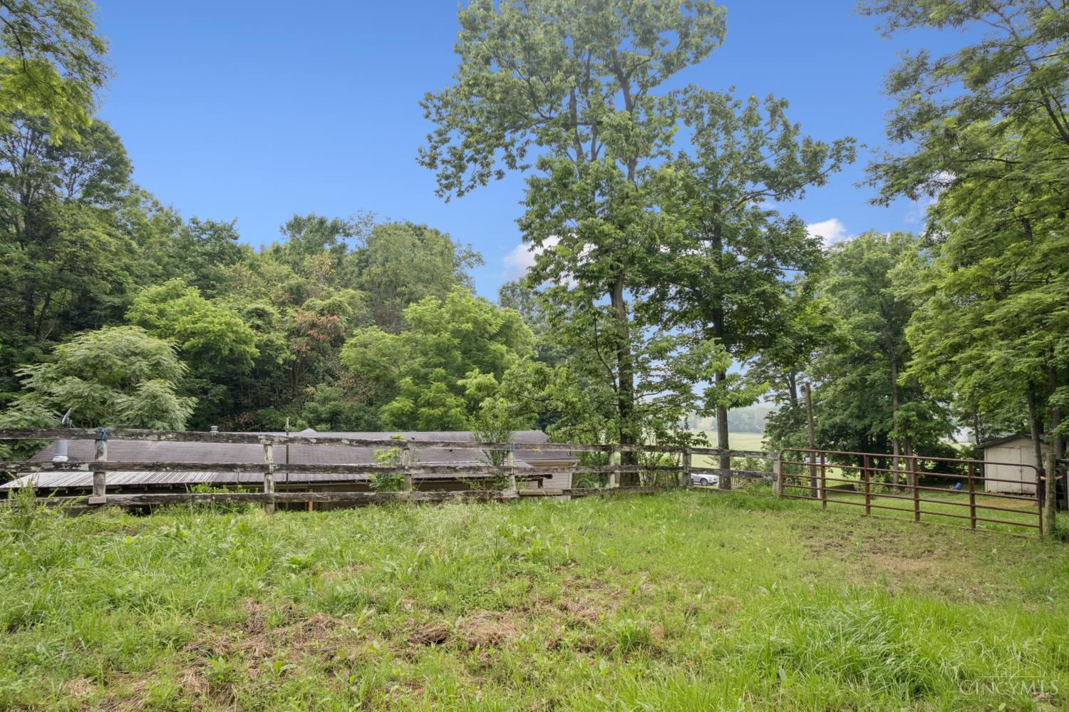 12276 Butters Road Hillsboro, OH 45133 - Photo 40 of 46