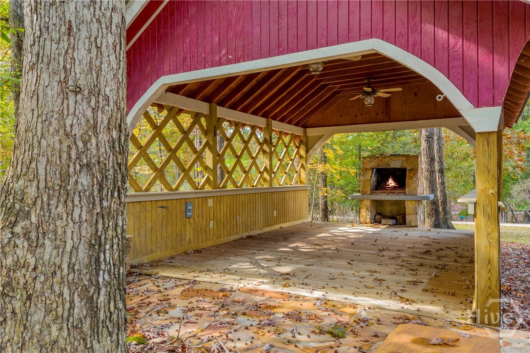 450 Stagecoach Way Danielsville, GA 30633 - Photo 7 of 65