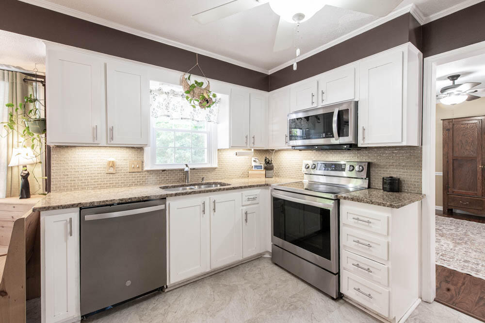 1932 Bolin Road North Augusta, SC 29841 - Photo 11 of 50 Dishwasher!