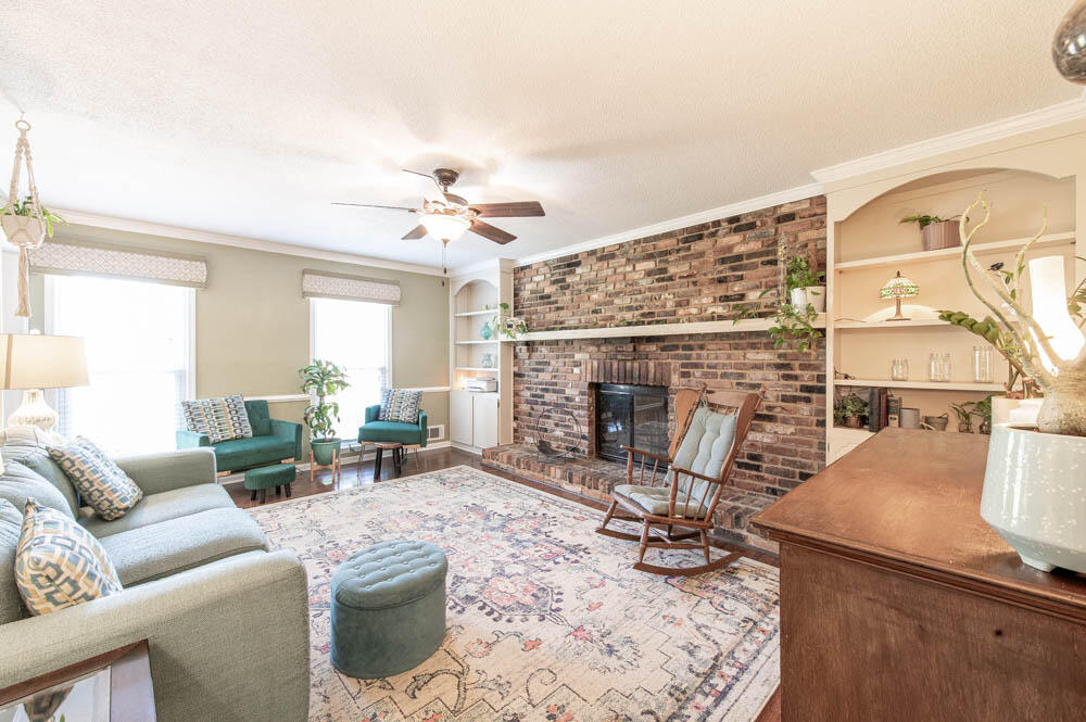 1932 Bolin Road North Augusta, SC 29841 - Photo 14 of 50 Bright Family Room!