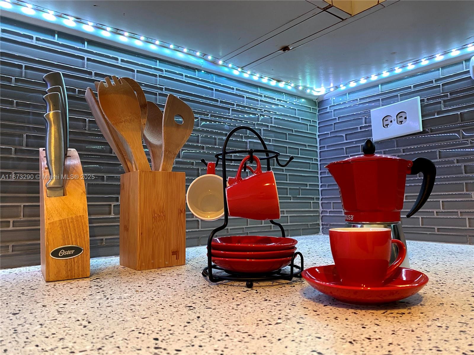 1500 Bay Road, Unit 956S Miami Beach, FL 33139 - Photo 13 of 34