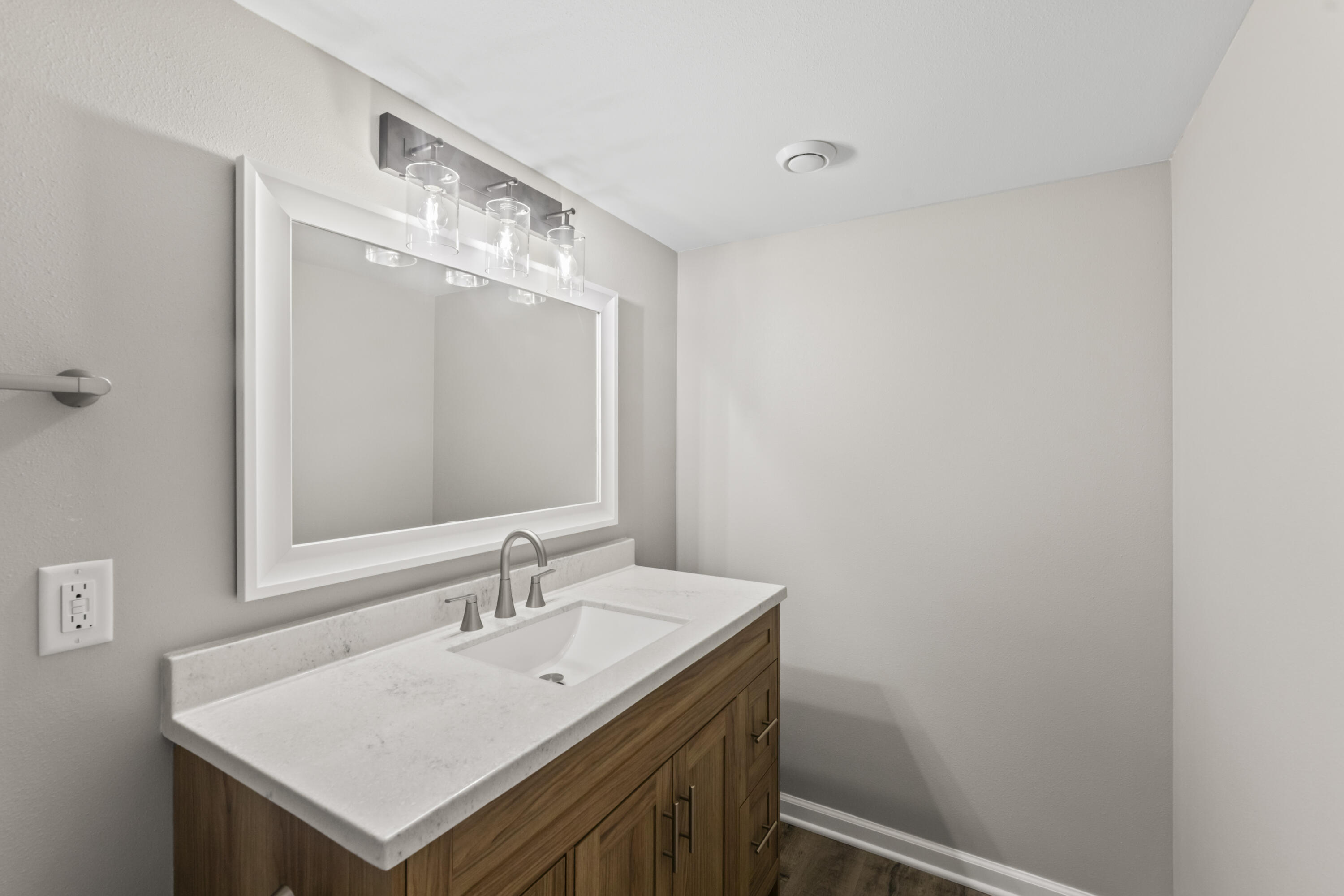 6538 North 85th Street Milwaukee, WI 53224 - Photo 23 of 34 EN2A9990