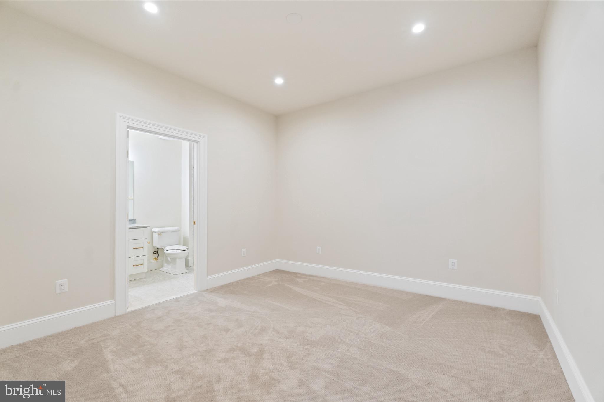 6702 Brookville Road Chevy Chase, MD 20815 - Photo 41 of 50 Gallery Image 41