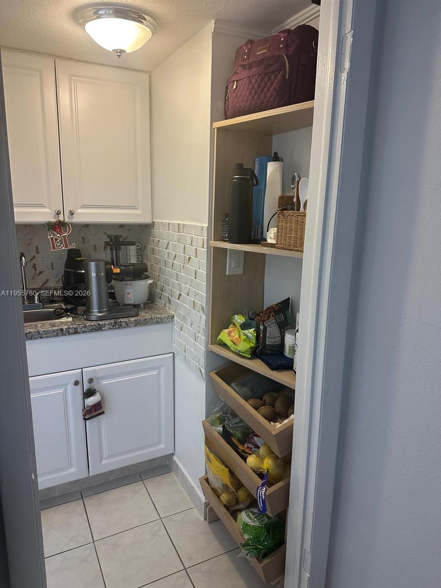 12285 Southwest 10th Terrace, Unit 33DI Miami, FL 33184 - Photo 2 of 9