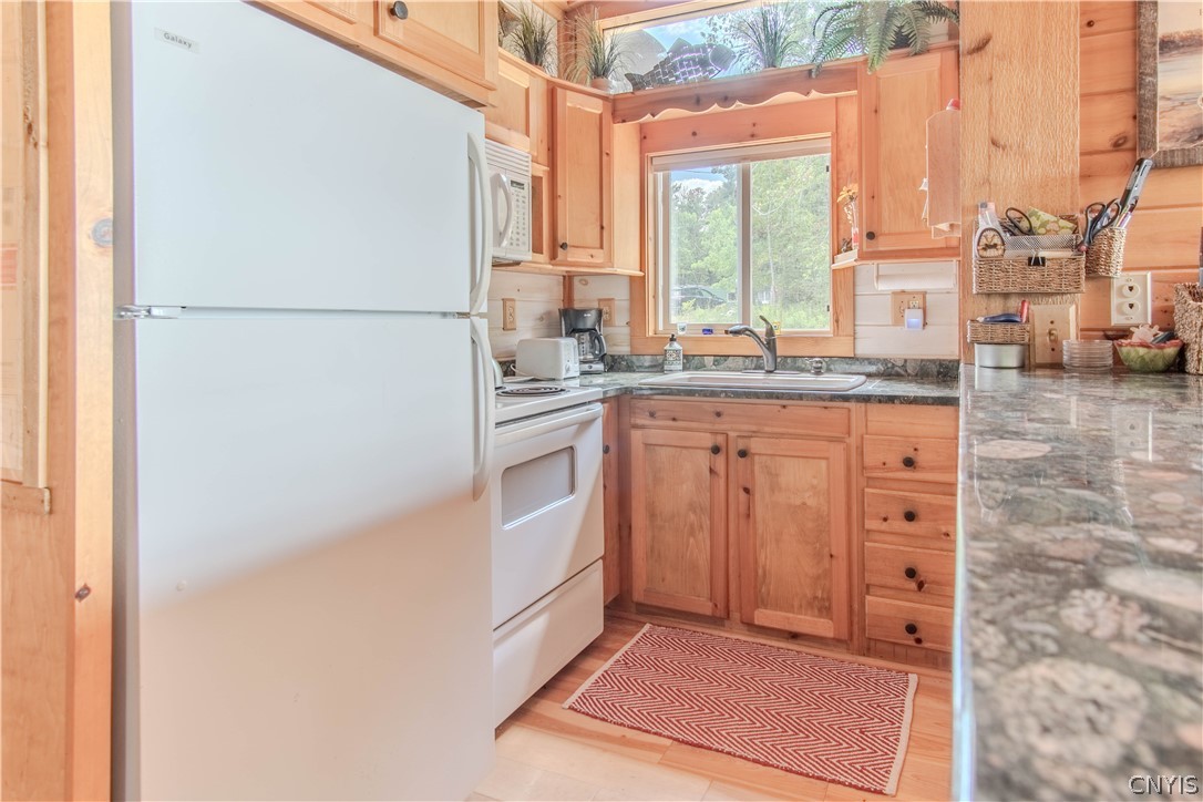 58 Fitton Road Hammond, NY 13646 - Photo 13 of 44
