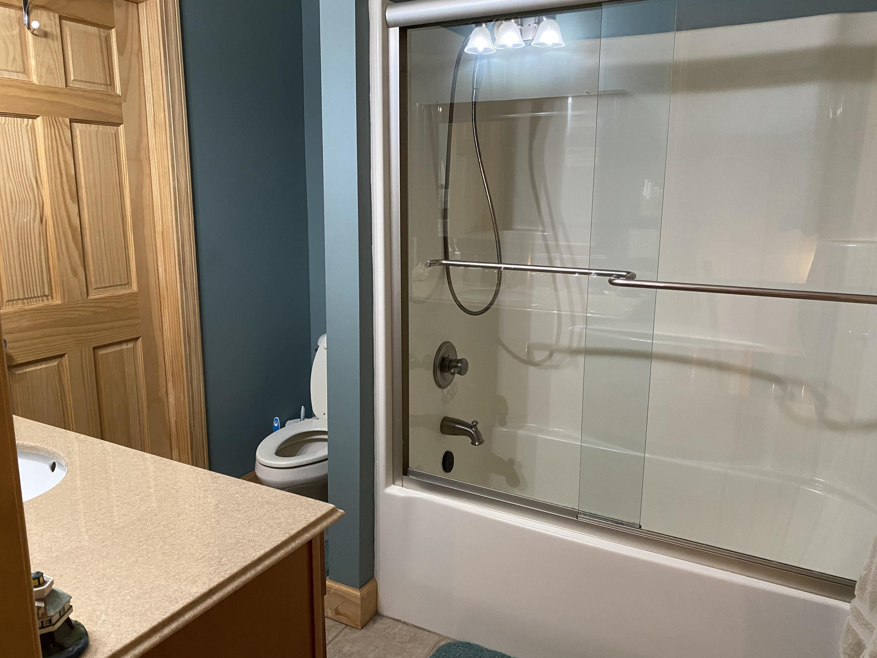 1034 Wilderness Road Friendsville, TN 37737 - Photo 14 of 24 2nd Bathroom