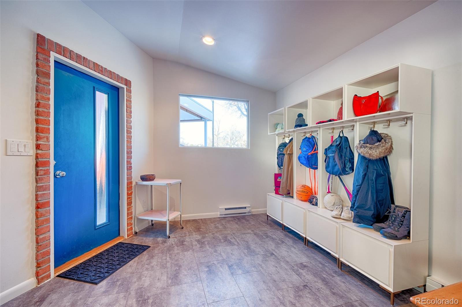 2435 South Dahlia Lane Denver, CO 80222 - Photo 15 of 40