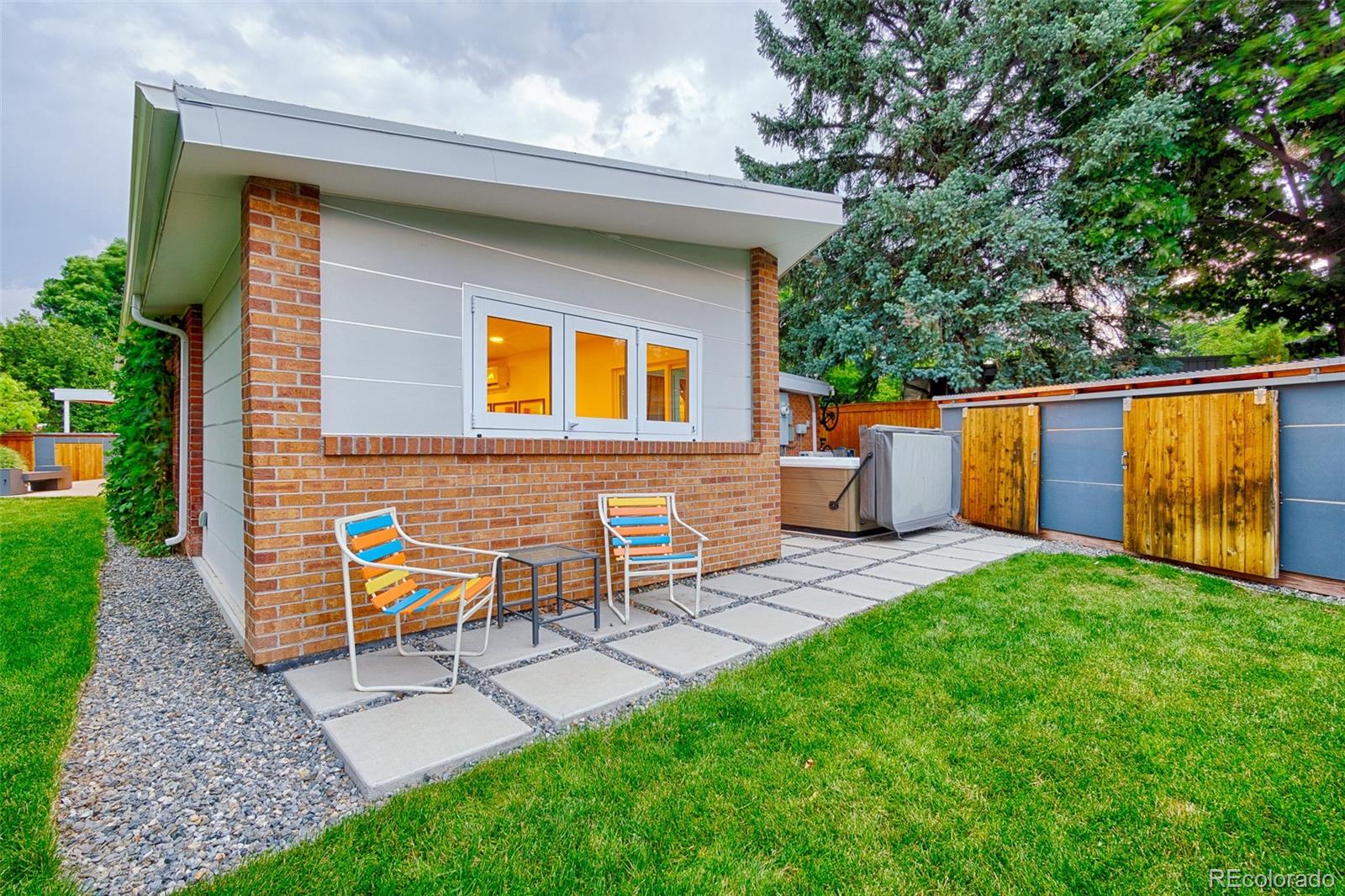 2435 South Dahlia Lane Denver, CO 80222 - Photo 36 of 40