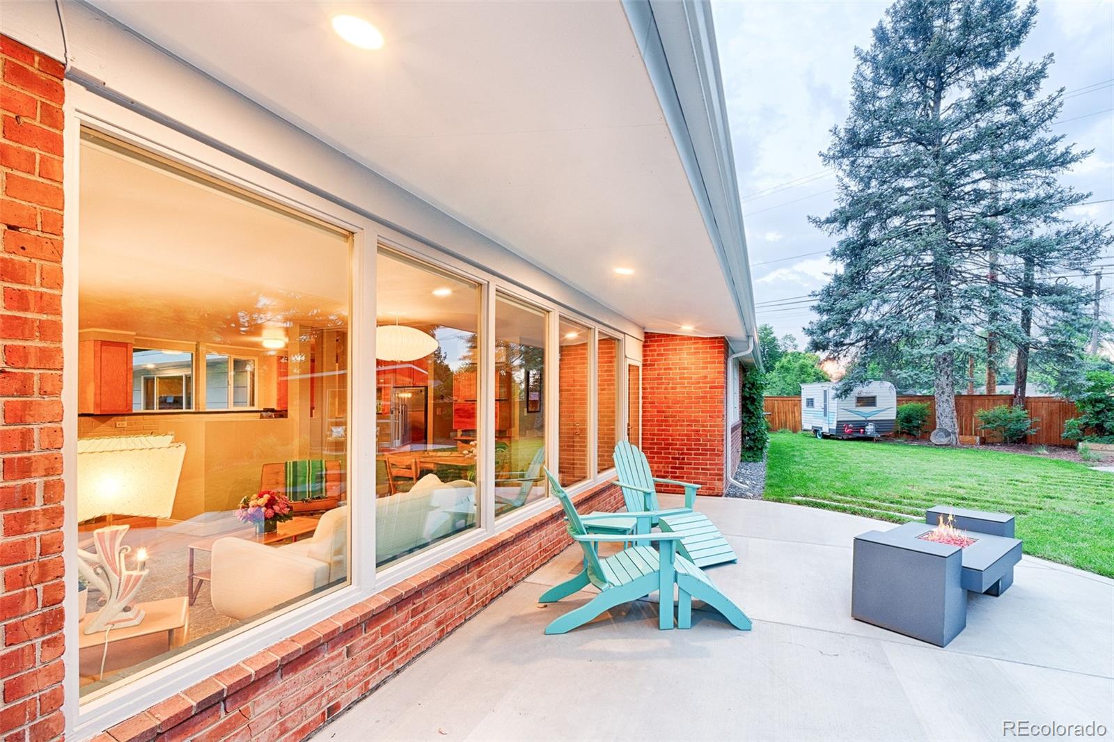 2435 South Dahlia Lane Denver, CO 80222 - Photo 38 of 40