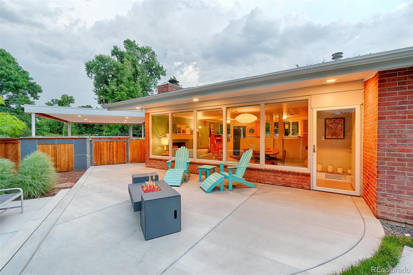 2435 South Dahlia Lane Denver, CO 80222 - Photo 10 of 40