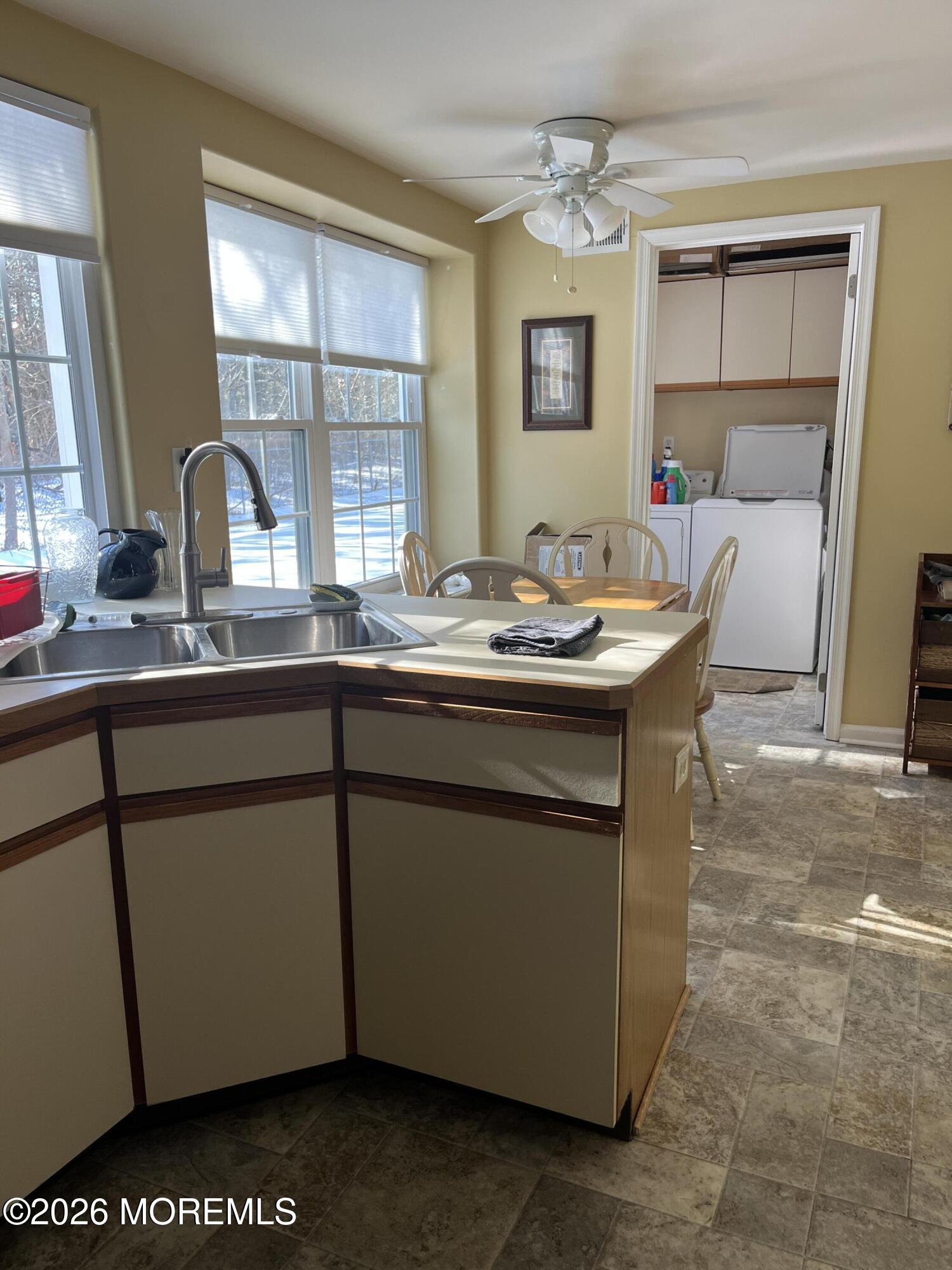 892 D Stratford Court, Unit D Manchester Township, NJ 08759 - Photo 10 of 19 IMG_5427