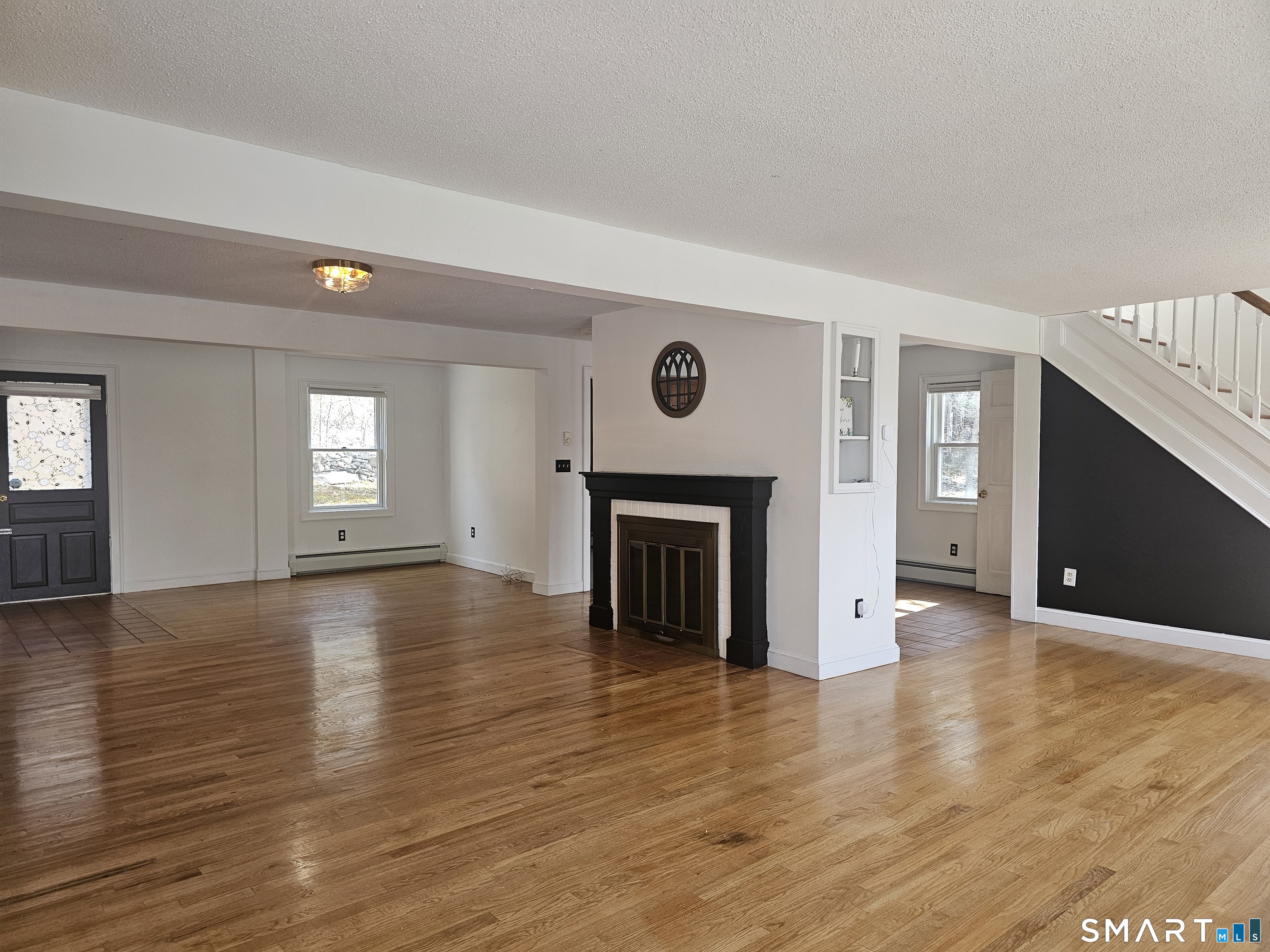 932 Saybrook Road Middletown, CT 06457 - Photo 13 of 40