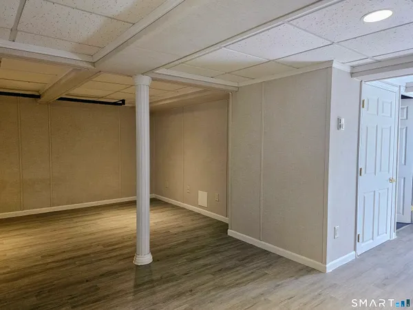 $3,100 | 932 Saybrook Road, Middletown, CT 06457