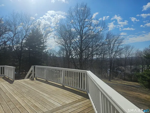 $3,100 | 932 Saybrook Road, Middletown, CT 06457