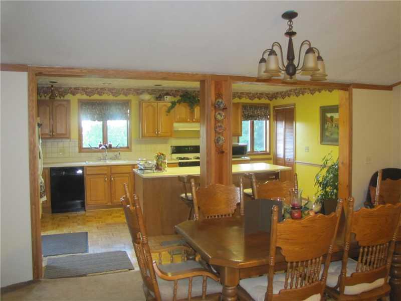 737 Anderson Hozak Road Clinton, PA 15026 - Photo 4 of 16 Kitchen.
