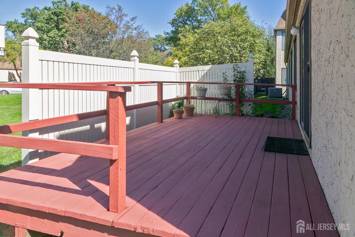 13 Gate House Lane Edison, NJ 08820 - Photo 32 of 33