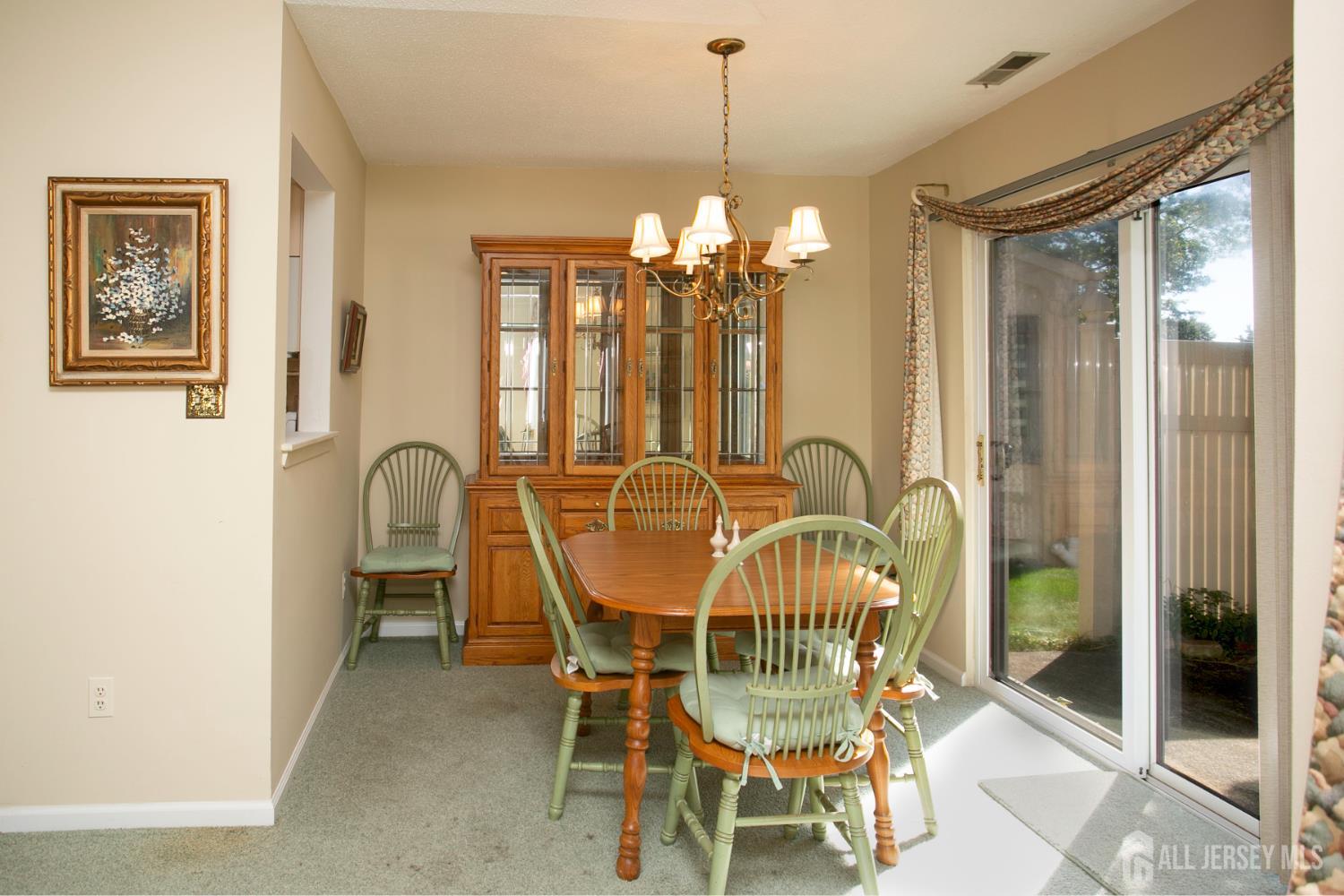 13 Gate House Lane Edison, NJ 08820 - Photo 9 of 33