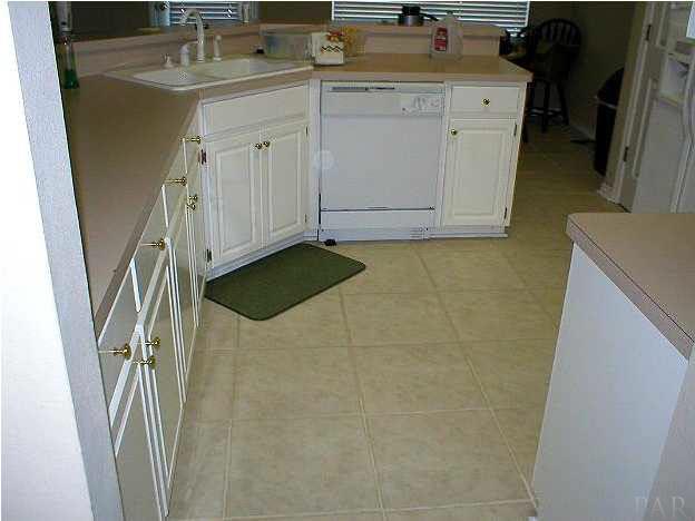 5852 Westmont Road Milton, FL 32583 - Photo 4 of 5 tile floors, plenty of cabinets