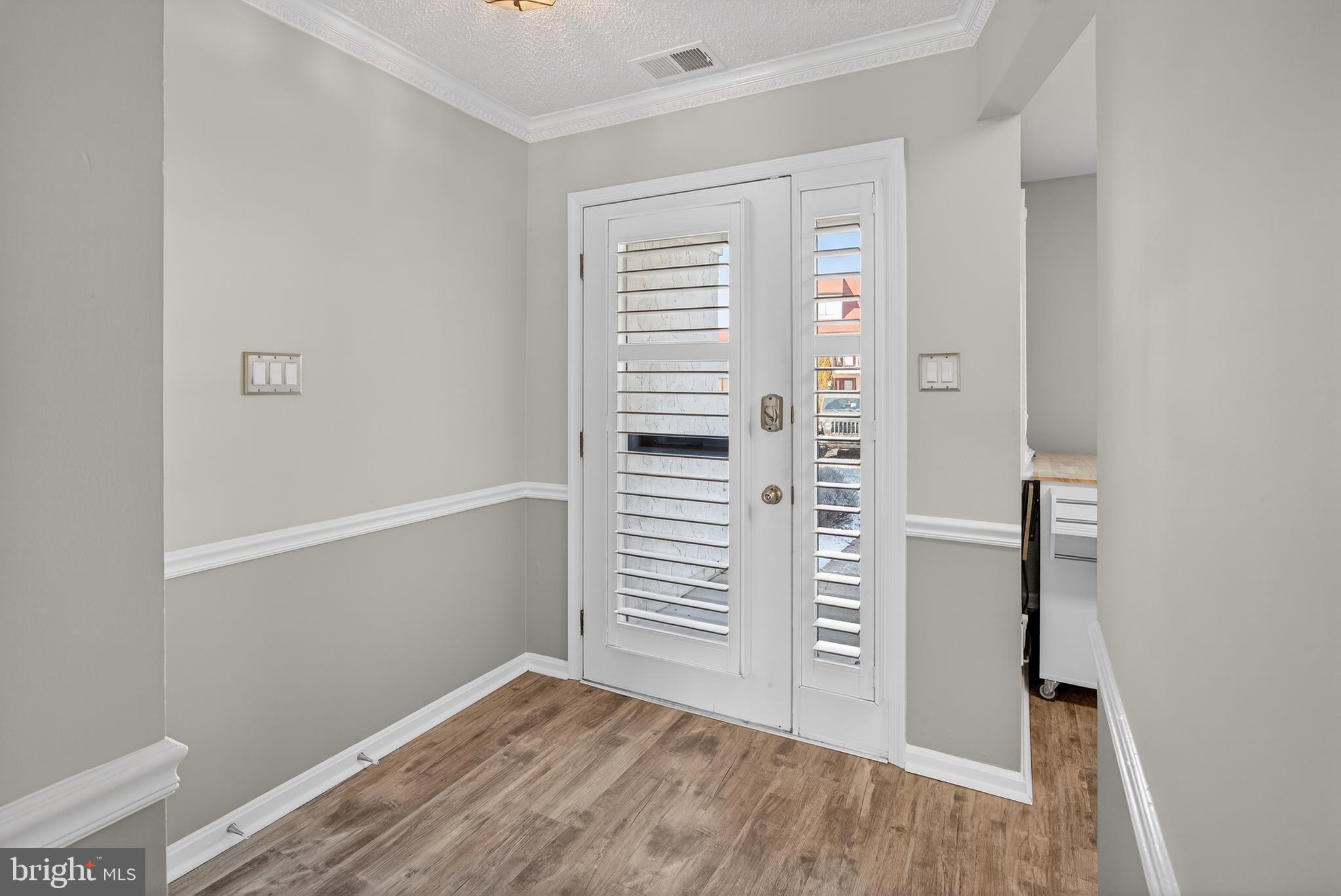 9 Queen Victoria Way Chester, MD 21619 - Photo 3 of 26