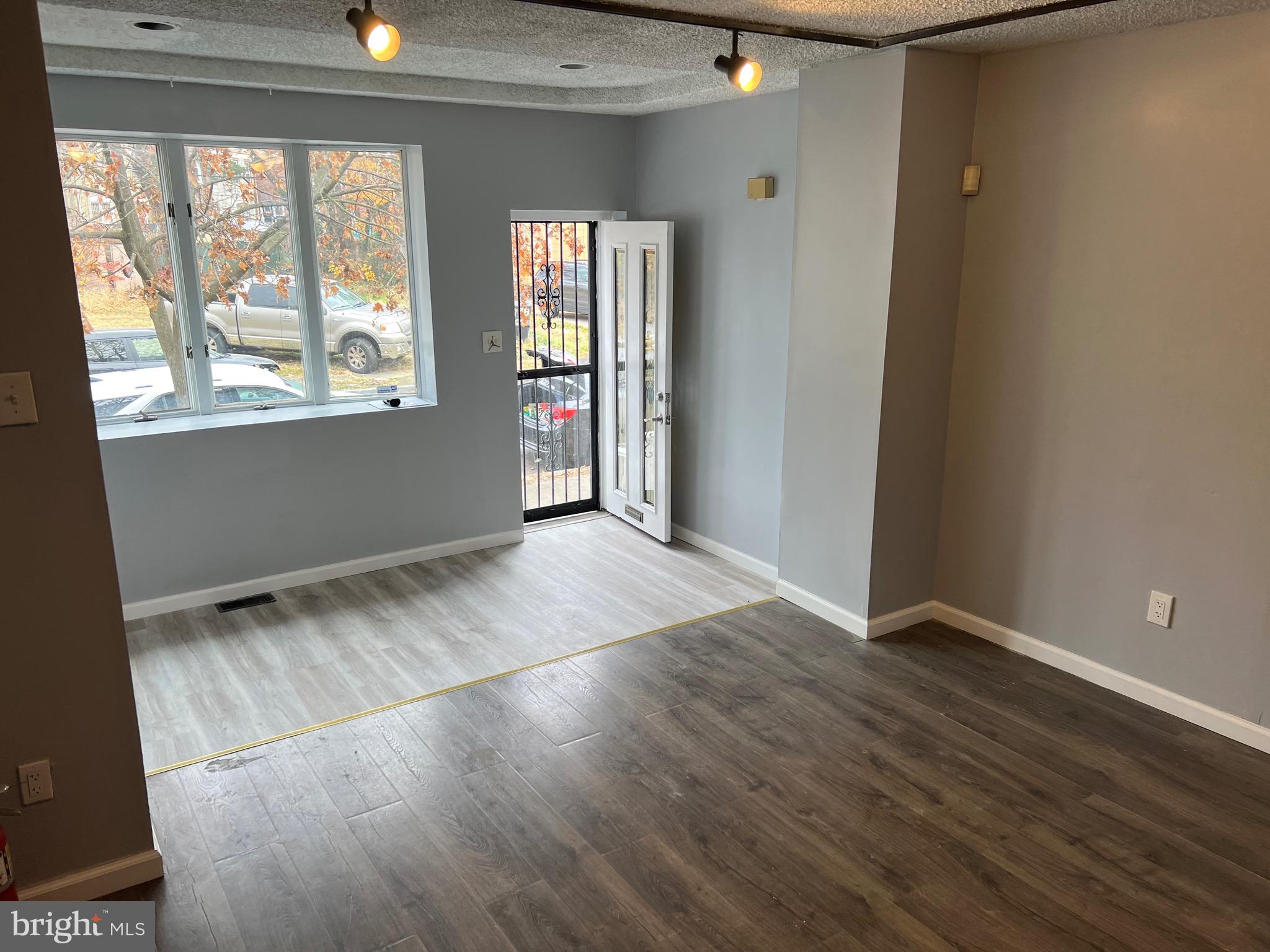 1417 Ormond Avenue Camden, NJ 08103 - Photo 3 of 22