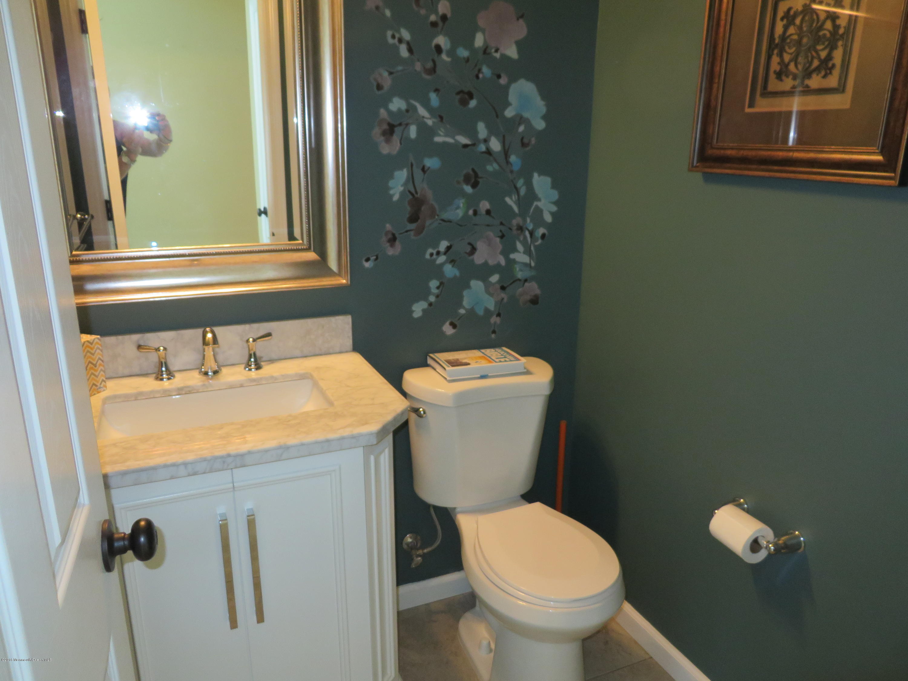 20 Bedle Road Hazlet, NJ 07730 - Photo 8 of 21 IMG_1776