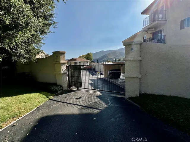 $509,000 | 3010 Montrose La, Unit 33, La Crescenta, CA 91214