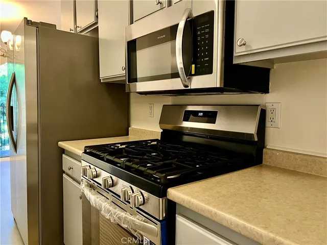 a close view of sink and tap