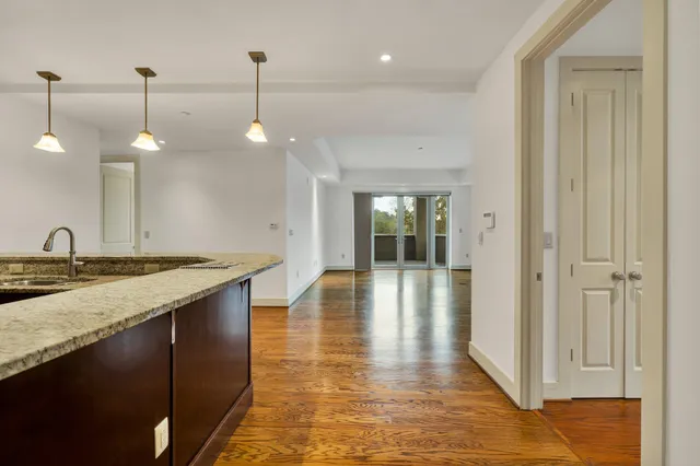 $735,000 | 4 Cherokee Blvd., Chattanooga, TN 37405