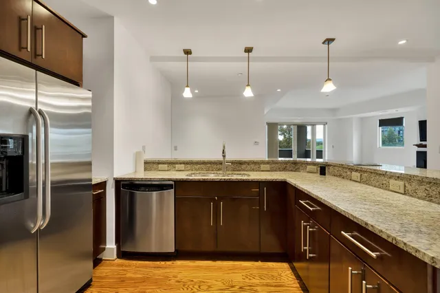 $735,000 | 4 Cherokee Blvd., Chattanooga, TN 37405