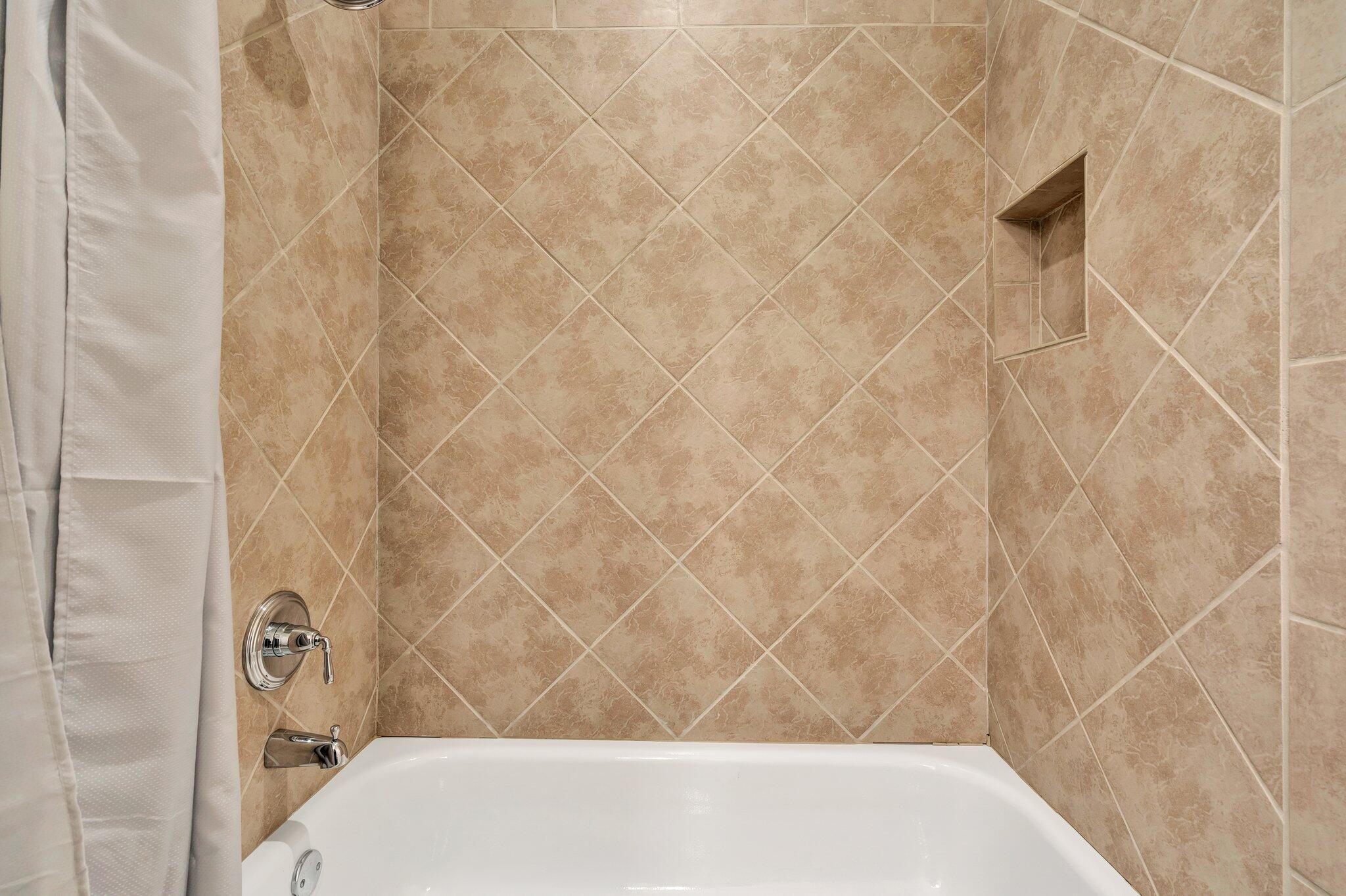 4 Cherokee Blvd. Chattanooga, TN 37405 - Photo 36 of 55 19-web-or-mls-DSC04549