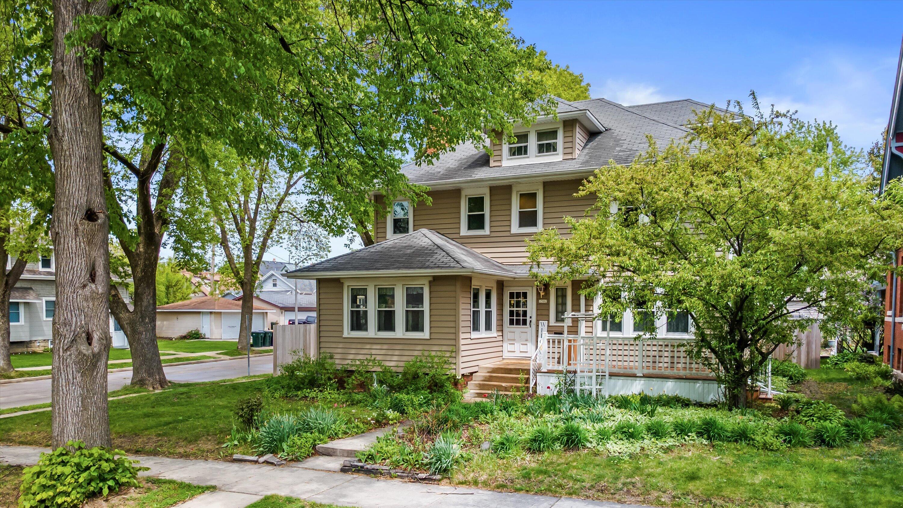 1502 South 80th Street West Allis, WI 53214 - Photo 5 of 46 stunning front garden