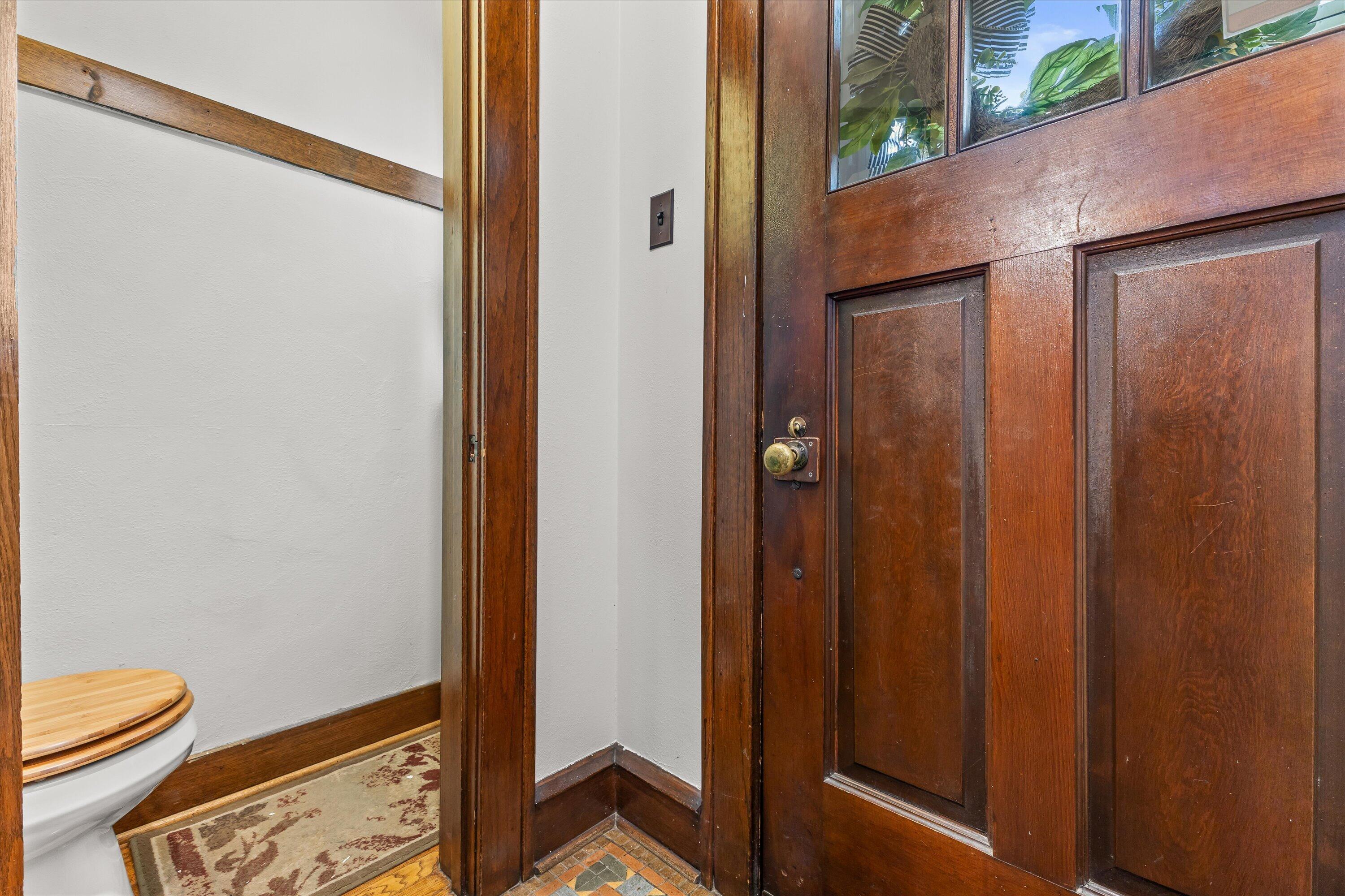 1502 South 80th Street West Allis, WI 53214 - Photo 10 of 46 entryway bathroom