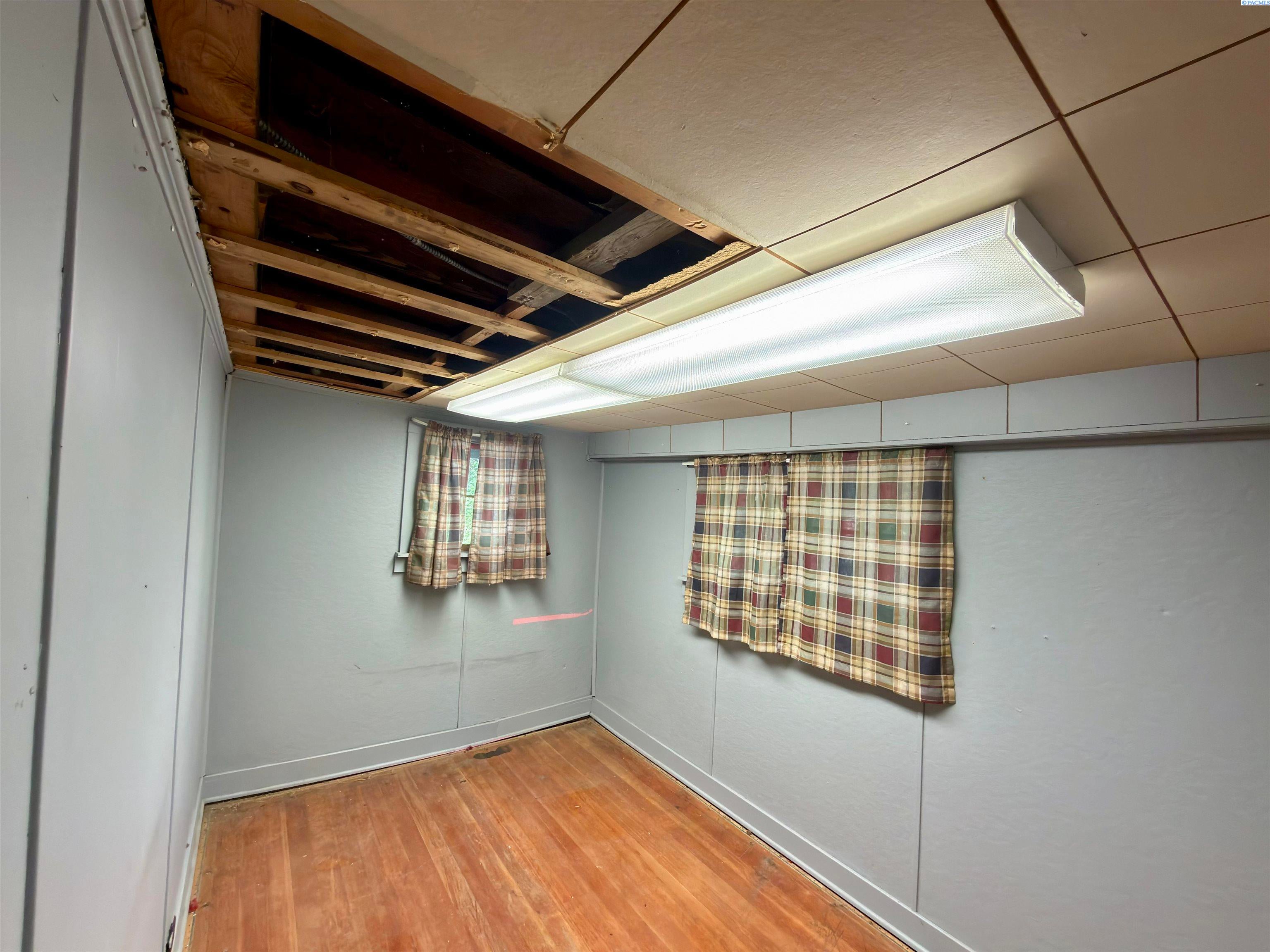 960 Northeast Maple Street Pullman, WA 99163 - Photo 14 of 17 Gallery Image 14