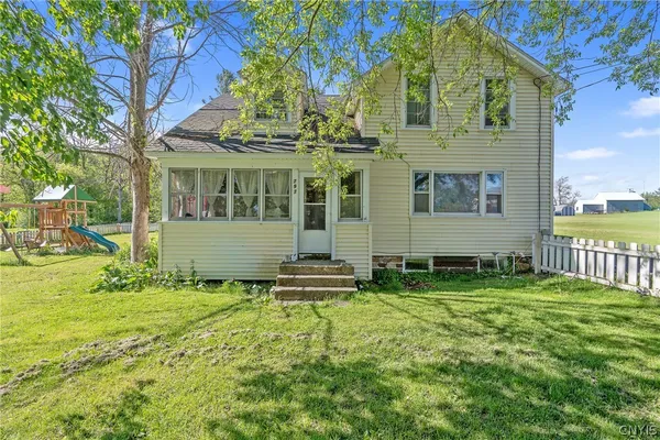 $176,000 | 797 Co Rte 20, Oswego, NY 13126