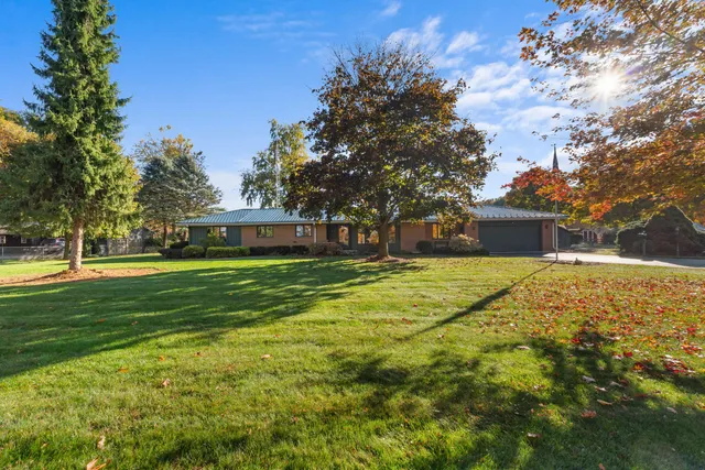 $359,900 | 8031 Anderson Road, Litchfield, MI 49252