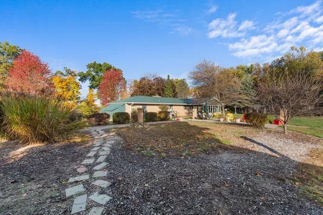 $359,900 | 8031 Anderson Road, Litchfield, MI 49252