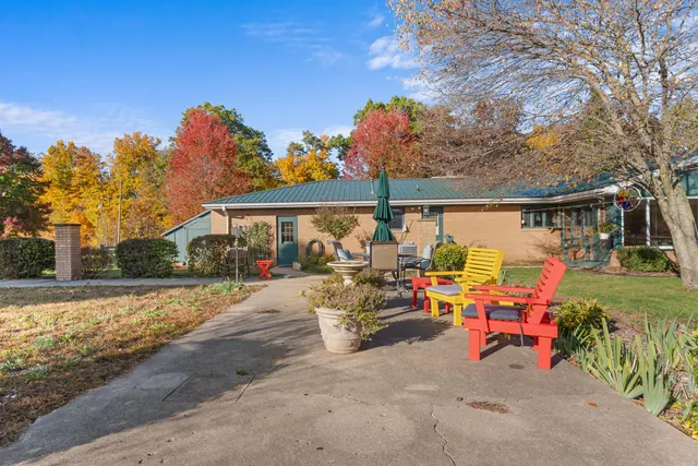 $359,900 | 8031 Anderson Road, Litchfield, MI 49252